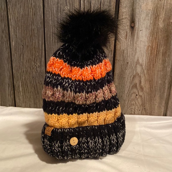 In Motion Design Cozy Zone Beanie Hat - Picture 1 of 2